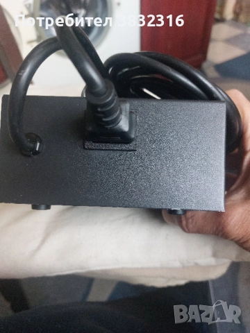 Зарядно за акумулатори, снимка 4 - Аксесоари и консумативи - 51995997