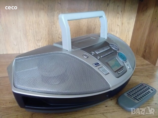 Panasonc -преносим касетофон с CD, снимка 3 - Радиокасетофони, транзистори - 29160392