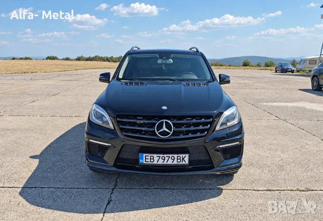 Продава се Mercedes-Benz ML 63 AMG W166 - НОВ МОТОР M157 36 000км