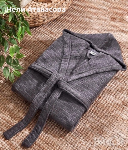 Халат за баня-ГОЛЯМ, снимка 2 - Хавлиени кърпи - 52651405