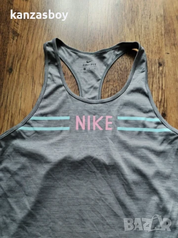 Nike - страхотен дамски потник КАТО НОВ M, снимка 4 - Потници - 50489093