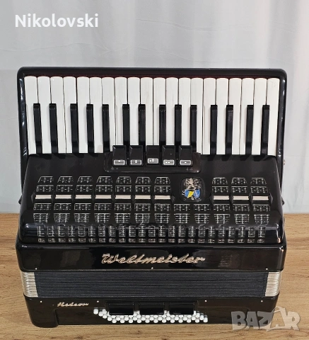 Акордеон Weltmeister Meteor , снимка 4 - Акордеони - 53942302
