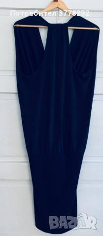 Рокля тъмно синя, прекрасен парти тоалет,с колие,долу права част-37см.Обща дълж.97см, пада свободно, снимка 2 - Рокли - 51997233