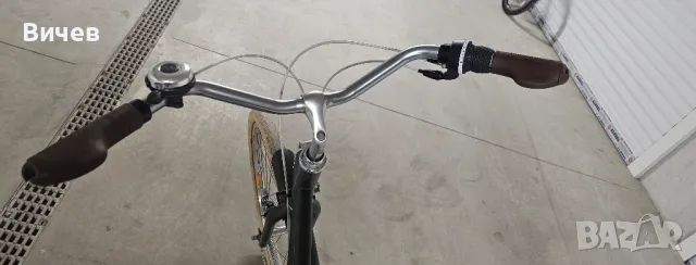 Продавам градски велосипед B- Twin ELOPS 520 28 цола, снимка 3 - Велосипеди - 50162307