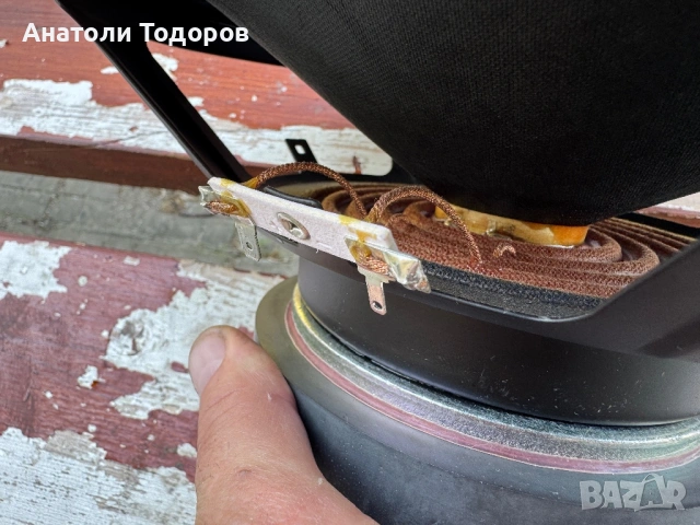 10 инчови басови говорители Logitech, снимка 10 - Тонколони - 53454934