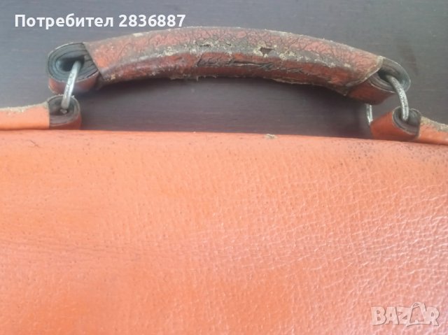 Стара оранжева кожена офис чанта, снимка 3 - Чанти - 36699244