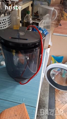 кафемашина Долче густо, снимка 2 - Кафемашини - 53028093