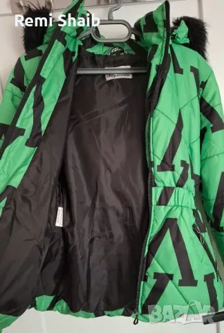 Дамско яке , снимка 2 - Якета - 48556379