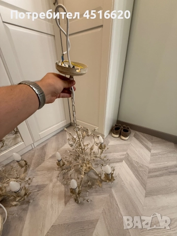 Продавам 2 полелея като нови, снимка 2 - Полилеи - 52494972