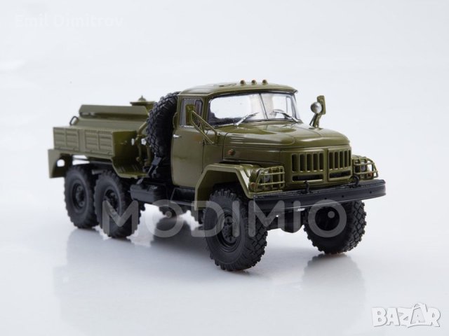 Моделче на ЗИЛ-131 (АРС-14) в мащаб 1:43, снимка 3 - Колекции - 42341952