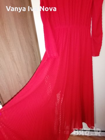 Страхотна дълга червена рокля H&M+подарък червило Max factor , снимка 2 - Рокли - 35453158