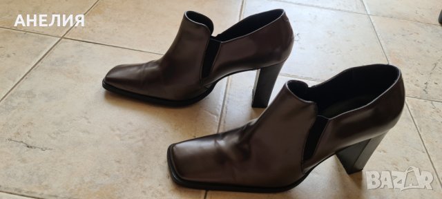 Обувки дамски, снимка 1 - Дамски боти - 31551206