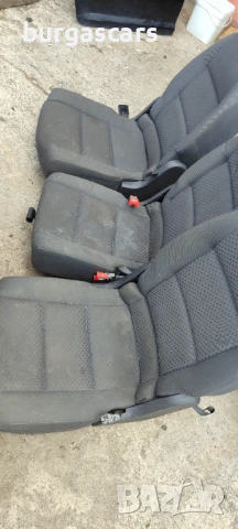 Салон Vw Touran 7 места - 100лв, снимка 9 - Части - 51274553