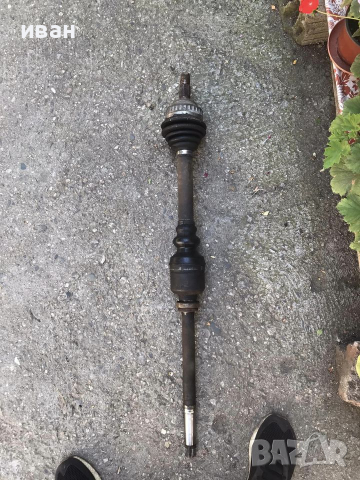 лайсна над номера  206 / Полуоска за пежо 206 2.0 хди  /, снимка 4 - Части - 42775815