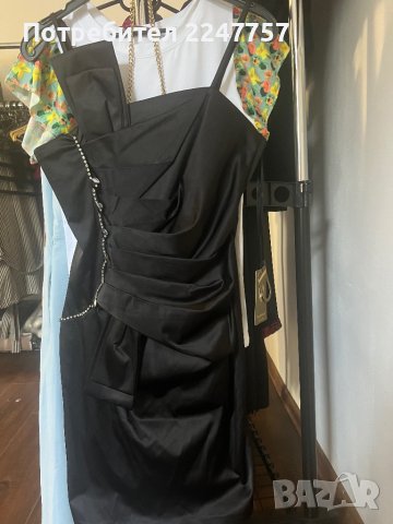 Черна къса сатенена рокля размер S