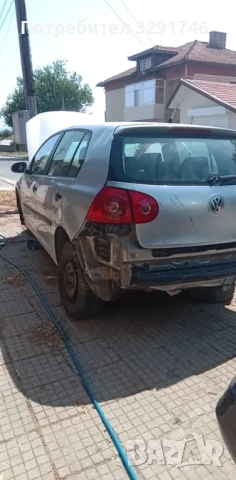 На части за Волксваген голф 5 1.9 дизел 105к.с 2006г шестстепенна скоростна кутия