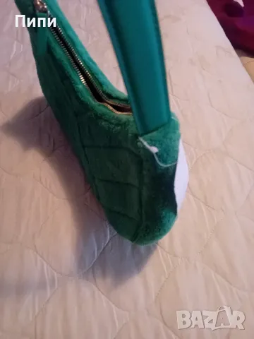 Нова чанта ,мекичка и събира доста , снимка 5 - Чанти - 49326395
