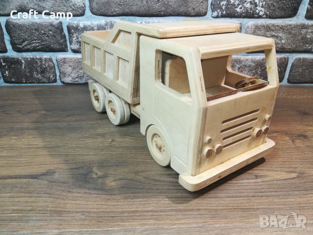 Дървен макет на камион - Самосвал – Craft Camp, снимка 1 - Коли, камиони, мотори, писти - 44148110