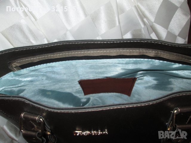 Нова дамска чанта ,златист цвят, снимка 3 - Чанти - 34916617