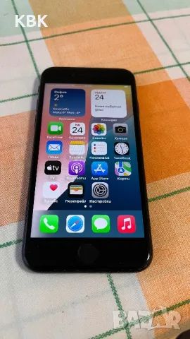 iPhone SE 2020 бартер, снимка 1 - Apple iPhone - 48279578