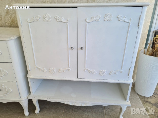 Бели скринове , тоалетка, гардероб, снимка 4 - Шкафове - 54051061