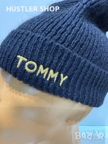 Дамска зимна шапка TOMMY HILFIGER , снимка 4 - Шапки - 52792867