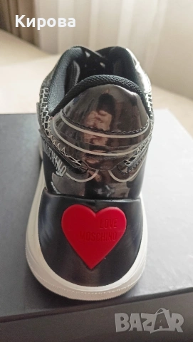 Дамски маратонки Love Moschino , снимка 3 - Маратонки - 53993352