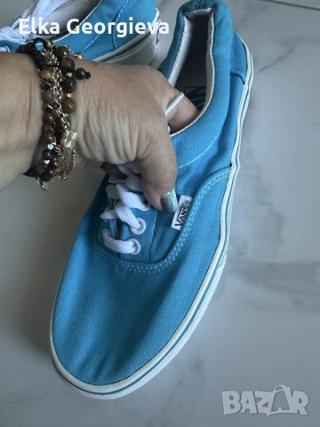 нови оригинални кецове Vans 40 размер, снимка 2 - Кецове - 55981348