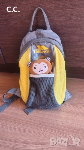 Детска малка раничка Trespass, 14 лв, снимка 2 - Раници - 52232714
