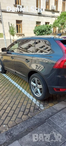 Volvo XC60 2.4D AWD Xenon Automatic 4, снимка 3 - Автомобили и джипове - 53881443