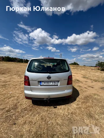 Touran 1.9 BlueMotion, снимка 6 - Автомобили и джипове - 55818079