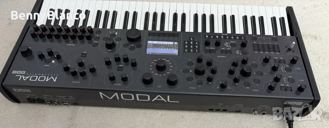 Аналогов Синтезатор Modal Electronics 008, снимка 7 - Синтезатори - 55942375