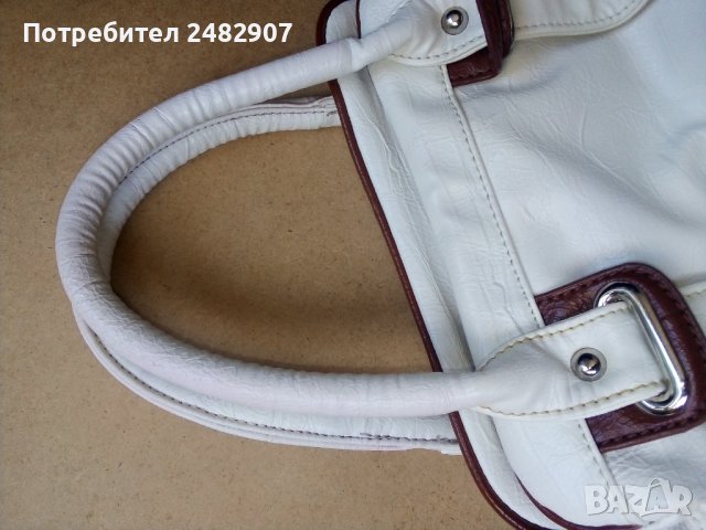 Малка дамска чанта, снимка 3 - Чанти - 36968513
