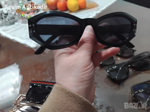 Оргинални маркови слънчеви очила на известни марки, снимка 11 - Слънчеви и диоптрични очила - 52850380