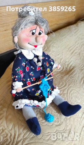 Кукла Баба Марта. Ръчна изработка., снимка 13 - Кукли - 52421044