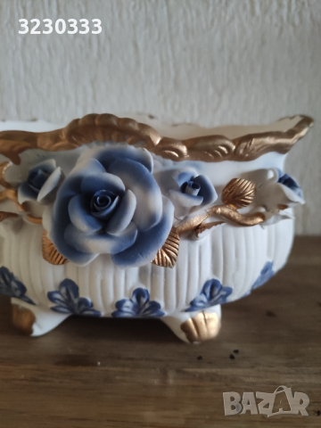 Стара бонбониера "Синя роза"каподимонте, снимка 6 - Антикварни и старинни предмети - 44615615