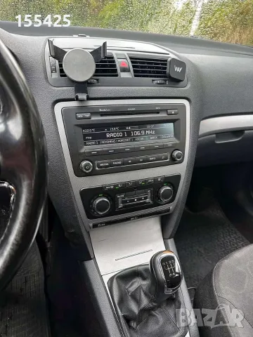 Skoda Octavia 1.6TDI, снимка 11 - Автомобили и джипове - 56414876