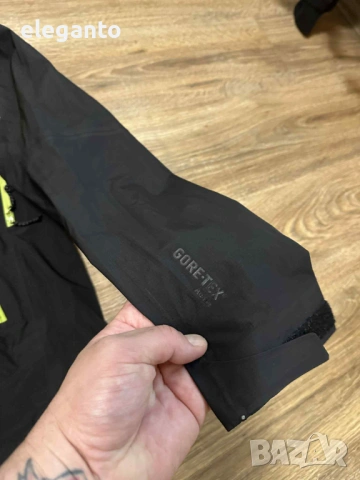 Висок клас мъжко яке The North Face  OROSHI GoreTex Hard Shell Pro Jacket , M размер , снимка 6 - Якета - 53273073