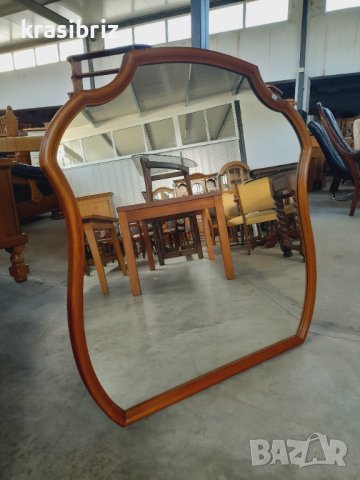 Огледало с Дървена Рамка-внос от Германия 