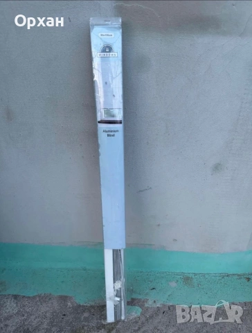 Пластмасови хоризонтални щори 80х130см бели чисто нов