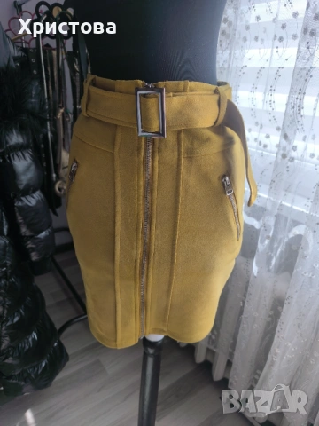 Къса велурена пола Stradivarius в цвят горчица - 8 Е, снимка 4 - Поли - 53929171