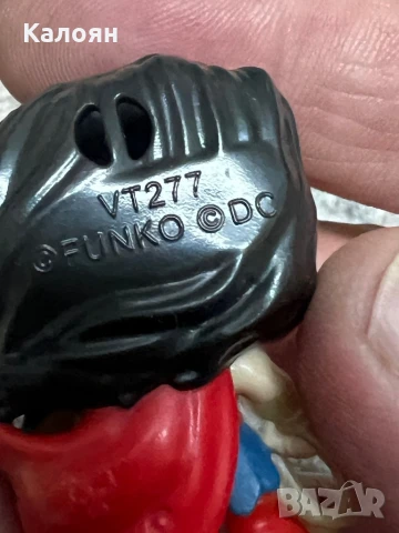 Играчка от Киндер Фънкопоп DC -  Wonderwoman , снимка 2 - Фигурки - 51112451