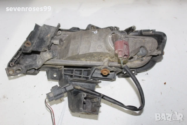 Халоген десен Мазда 3 2008 2.3i 158hp Mazda 3 седан , снимка 6 - Части - 51225408