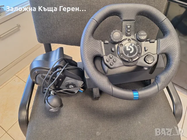 Волан с педали Logitech G923, снимка 4 - Джойстици и геймпадове - 55832293