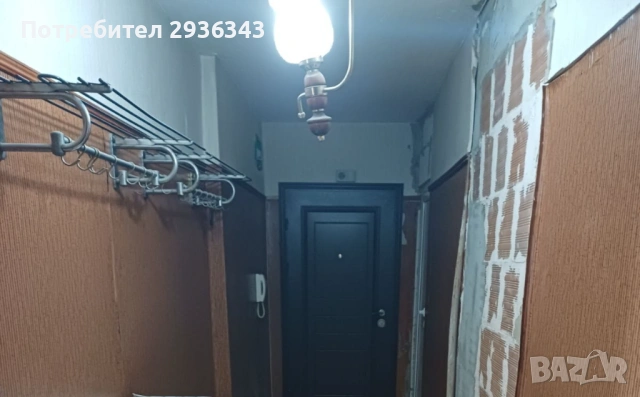 Продавам 4-стаен апартамент , снимка 2 - Апартаменти - 53914633