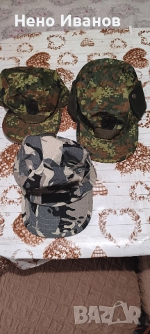 Продавам чисто нови Военни шапки едната е зимна 15лв на брйка