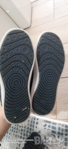 Geox 31 номер, снимка 3 - Детски обувки - 52548335