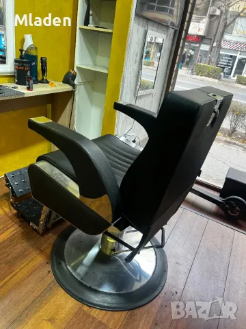 Бръснарски стол