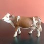 Колекционерска фигурка Schleich Simmental Dairy Cow Brown / White Крава 2008 73527