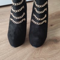 Дамски черни обувки на висок ток велур с златисти елементи 36 номер  , снимка 4 - Дамски елегантни обувки - 38459998